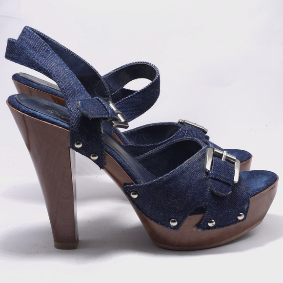Qupid Women's Denim Heels Size 7.5 Silver Buckle Wood Heel - Picture 6 of 13